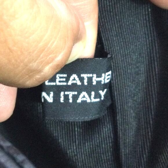 Doncastor Pebbled Leather Chain Link Double Handle Lined Black Bucket Handbag - Picture 9 of 16